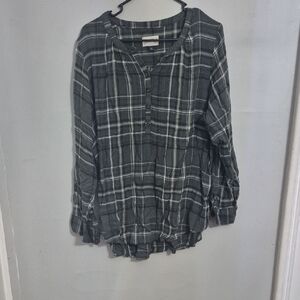 Universal Thread Gray Plaid Blouse